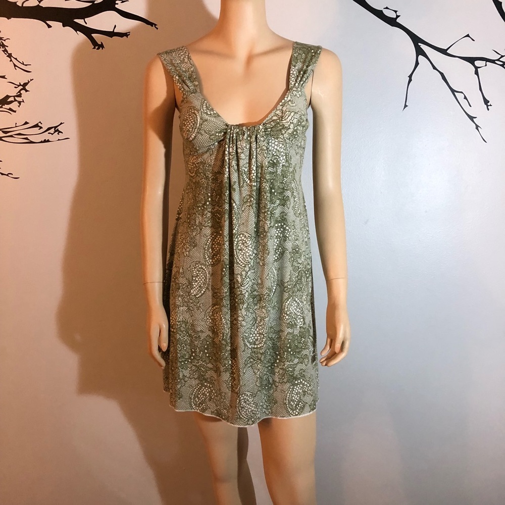 LA BELLE Lace Print Dress